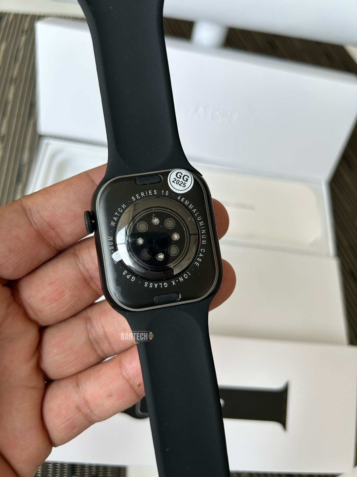 Smartwatch Series 10 enciende con la manzana 🍏