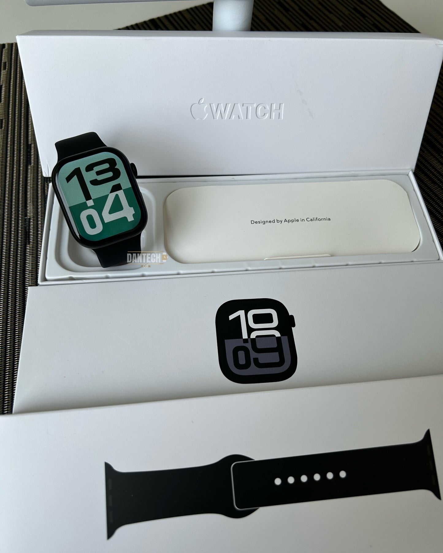 Smartwatch Series 10 enciende con la manzana 🍏