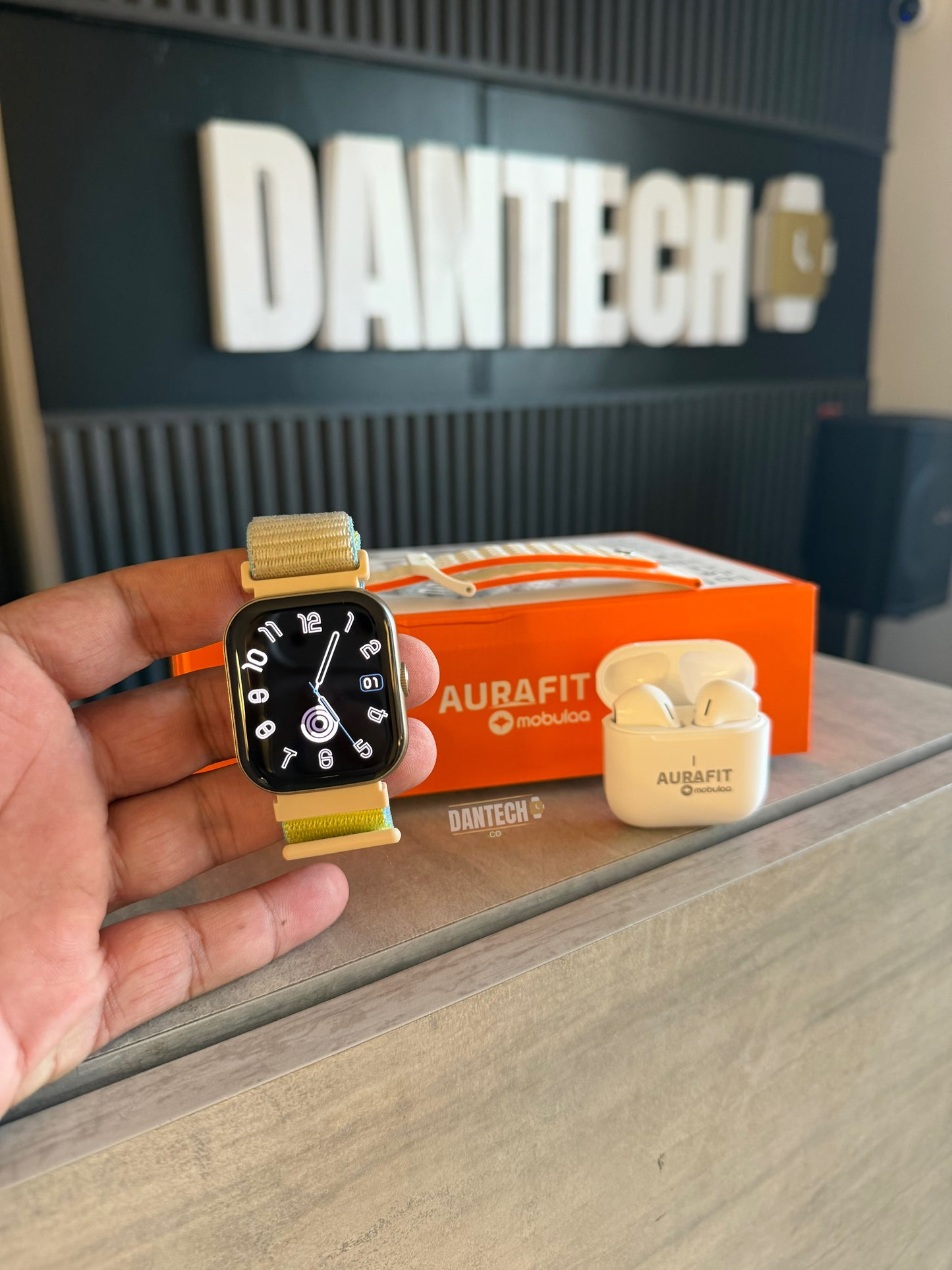 Combo Aura (Smartwatch sumergible 💦 + Audífonos 🎧 )